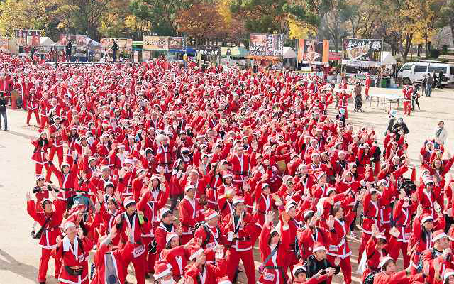 Join Tokyo’s First-Ever Great Santa Run To Help Sick and Needy Children
