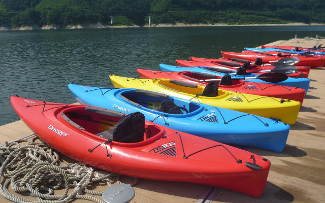 Get your adventure on this summer, with the Lake Moniwa kayaking tour!