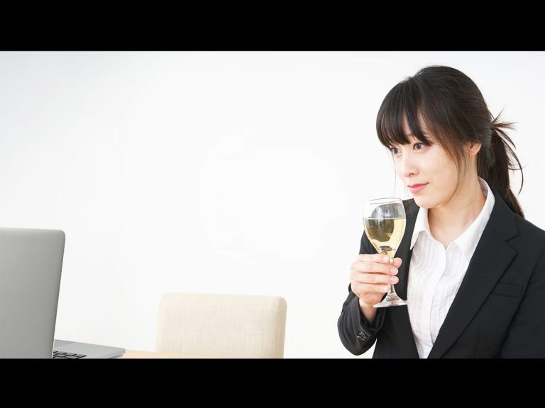 Japanese workspace service proposes “new workstyle” linking telework & all-you-can-drink wine