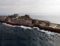 『軍艦島アーカイブス』当時の写真からたどる美しい『廃墟』に魅せられる