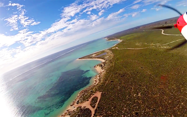 空を飛んでたら うわぁぁ落ちるー でも海のキレイな映像が撮れました Grape グレイプ
