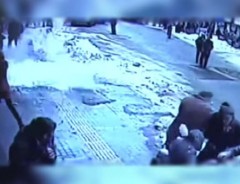 雪の怖さが分かる動画　穏やかなトルコの繁華街が騒然！