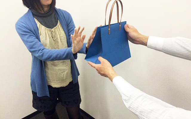 ホワイトデーの 失敗する お返しはこれ 実際に女性に渡して聞いてみた 1 Grape グレイプ