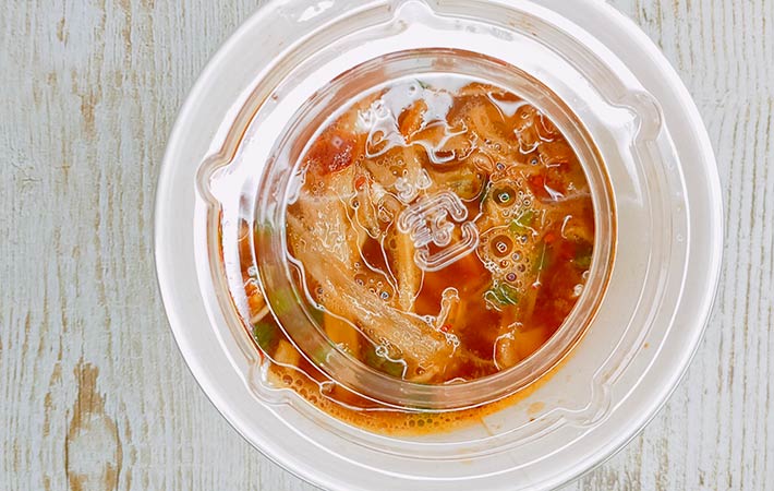 セブンプレミアム １／３本分のごぼう麺 四川火鍋風スープ