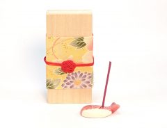 「これは贈り物にいい！」うさぎ・桜・鯛をモチーフにした桐箱入りのお香が素敵