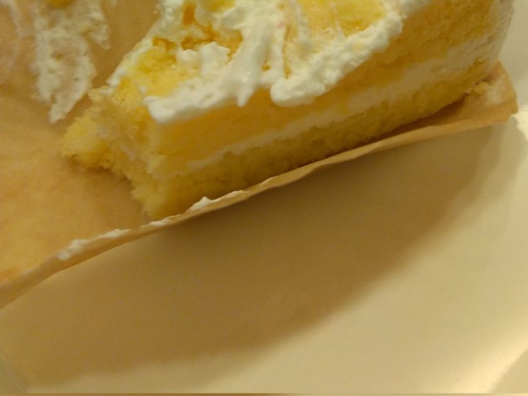 ショートケーキは半分こで　突然姿を消した幼なじみが社長になって現れました Amazon.co.jp: ショートケーキは半分こで 突然姿を消した