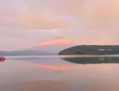山中湖から撮影した富士山　９万人が『いいね』したワケが…こちら
