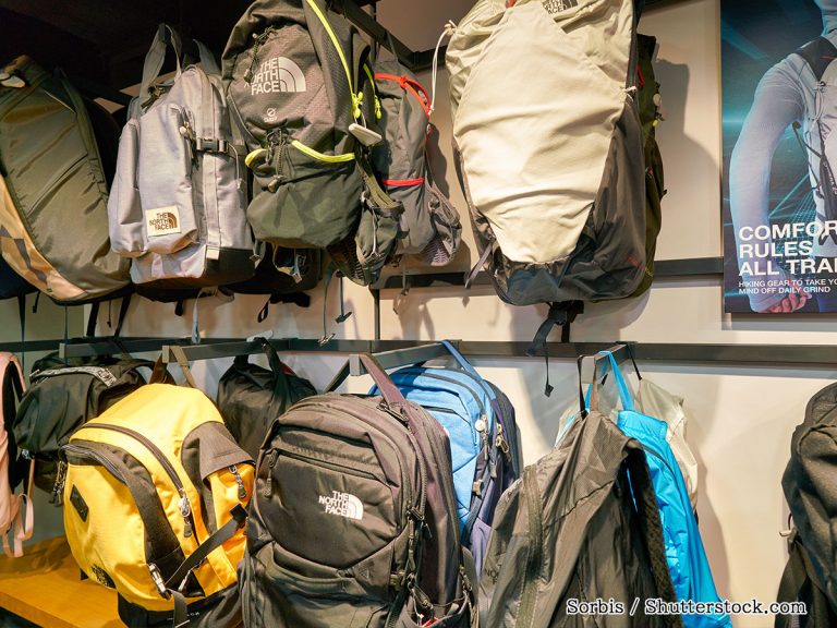 これを待ってた ノースフェイス のリュックが8月のamazonセール祭りに登場 Grape グレイプ