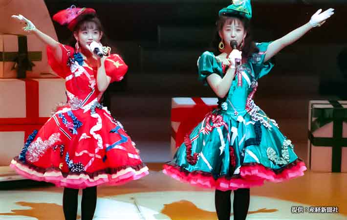 WINKコンサート　鈴木早智子(左)と相田翔子＝1989年(平成元年)　12月29日　大阪厚生年金ホール