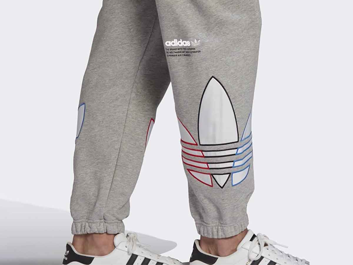 新品】adidasセットアップ 冬にピッタリ かわいいセットアップ