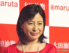 岡江久美子さんがコロナによる肺炎で亡くなって３年　夫・大和田獏の投稿に「泣けてくる」