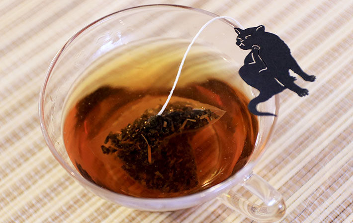 ね紅茶（カップと切り絵タグ）の写真