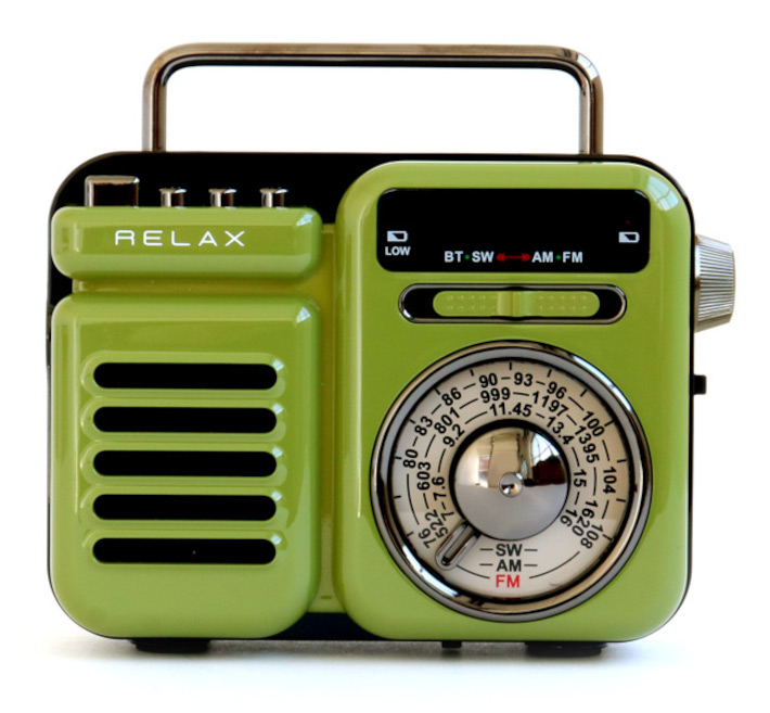 レトロラジオ（オリーブグリーン単体）の写真