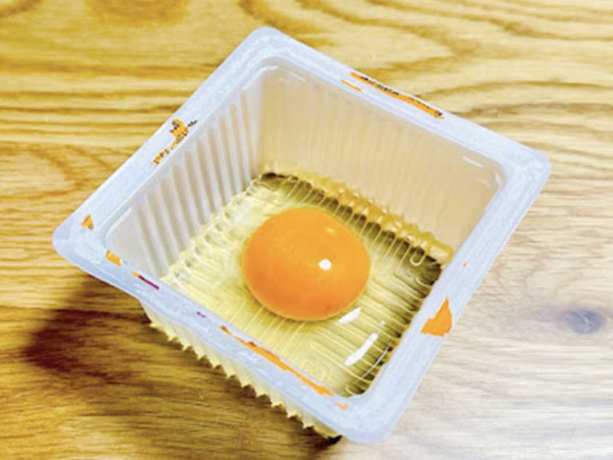 豆腐パックの卵の写真