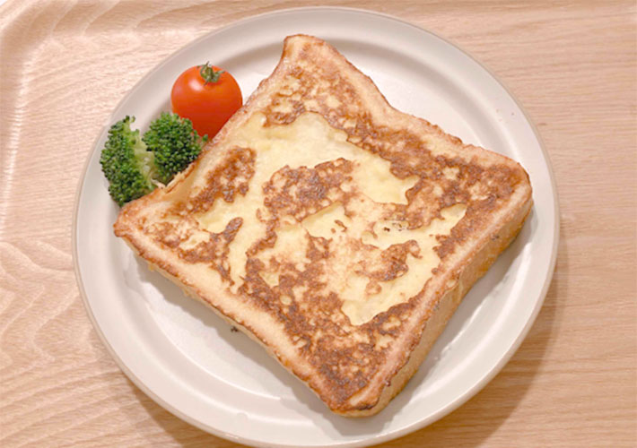 コーンスープの素を使ったフレンチトーストの写真