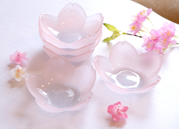 【桜のガラス皿】はなほのか　小鉢　 ５枚セットの画像