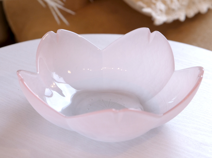 【桜のガラス皿】はなほのか　盛鉢の画像