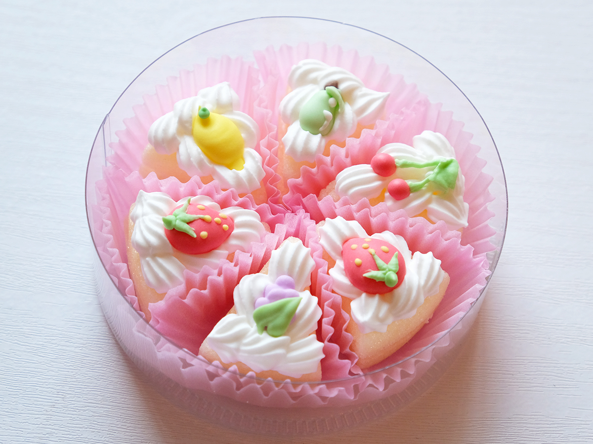 【かわいいお砂糖】ミニケーキ