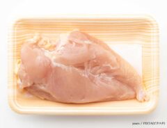 鶏肉を洗ってはいけない理由にゾッ！　企業が教える鶏肉のNGな扱い方とは？