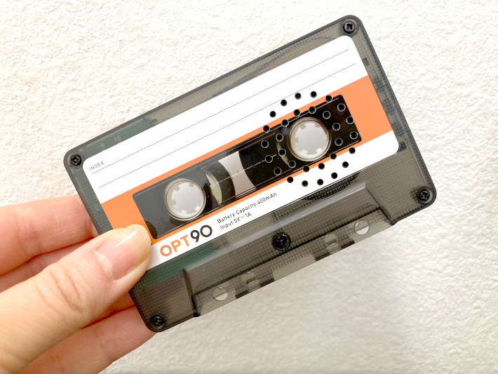 『カセットテープみたいなポータブルスピーカー』の画像