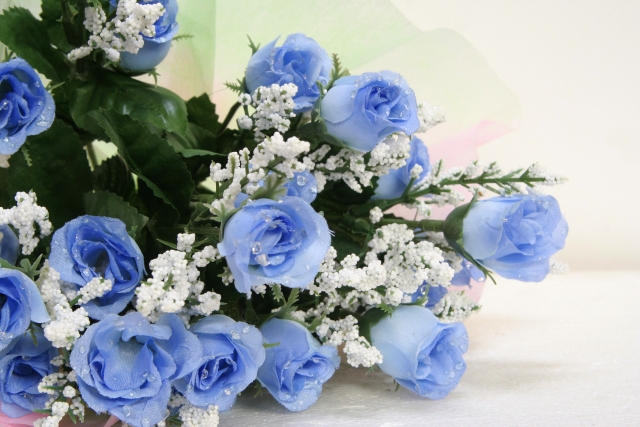 青いバラ　造花
