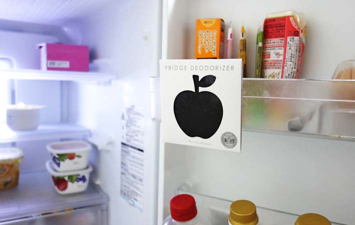 セリア『消臭シート　冷蔵庫用』の写真