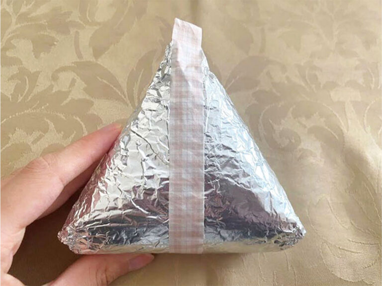 おにぎりの写真