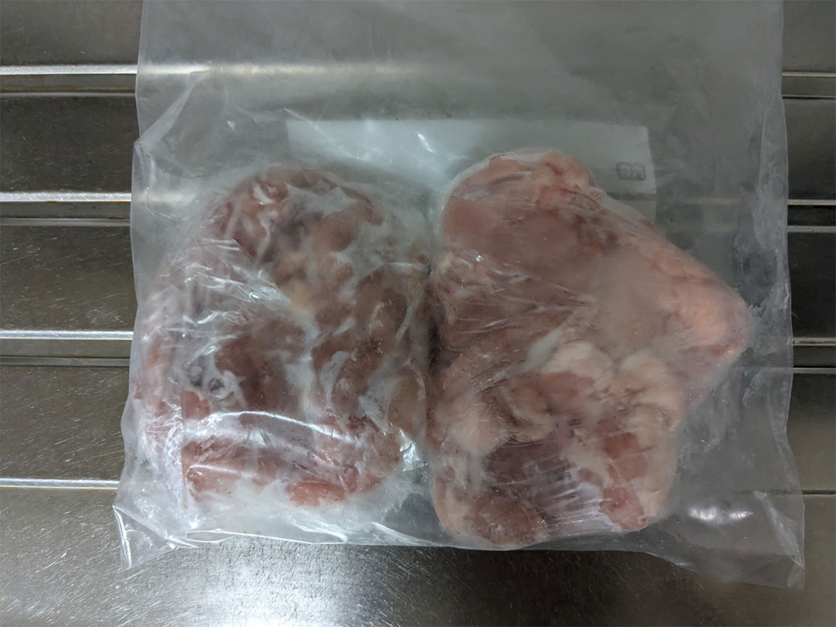 冷凍した肉の写真