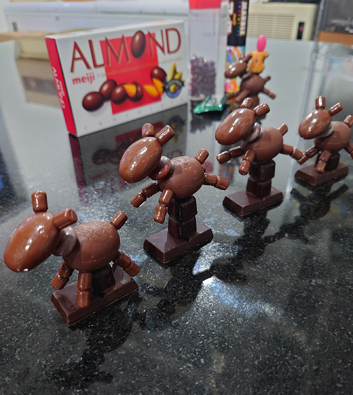 チョコレート菓子で作った馬