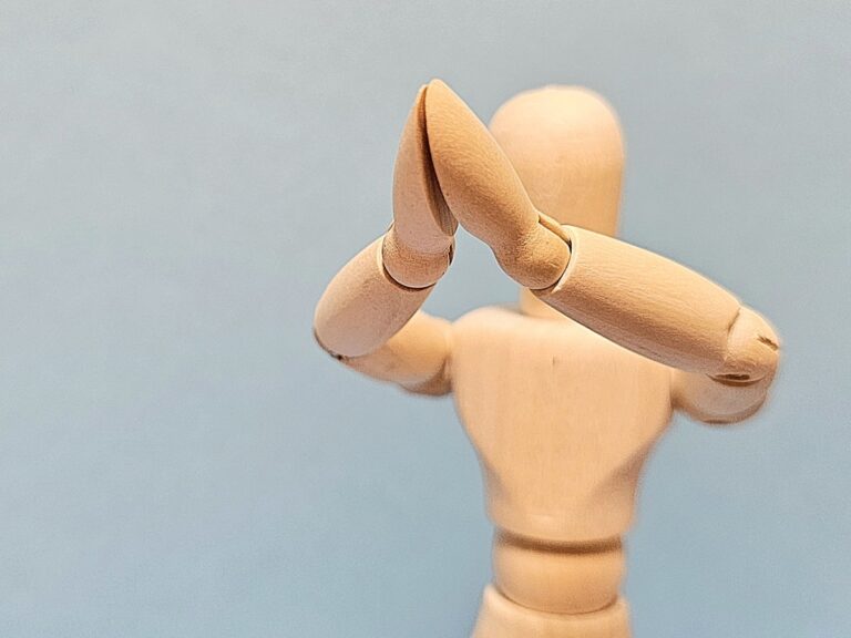 『失念しておりました』の意味は? 例文付きで使い方やいい換えを紹介 – ライフスタイルメディア『grape』