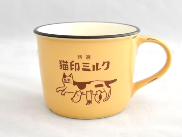 『猫印ミルク　ホーロー風マグカップ　イエロー』の写真