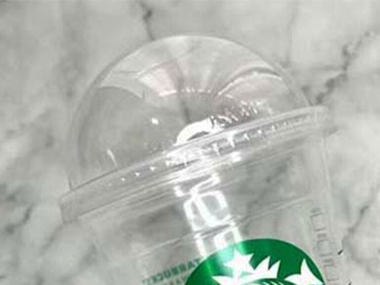 スタバ容器の写真