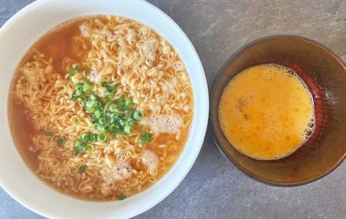 『つけたまチキンラーメン』の完成写真