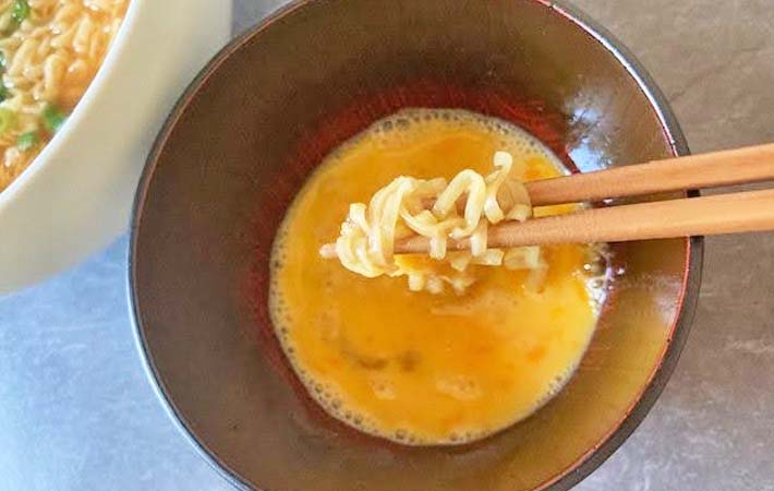 『つけたまチキンラーメン』の完成写真