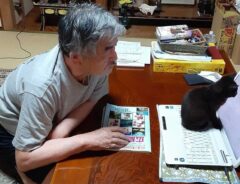 子猫と暮らし始めた父親　３年後の姿に「別人みたい」