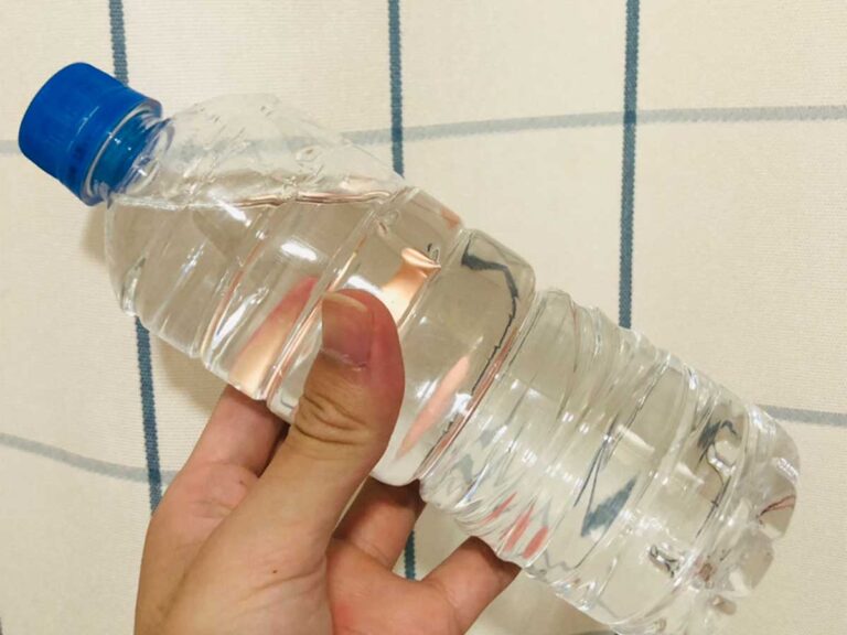 飲んだあとのペットボトル 未開栓の炭酸ペットボトル、〇〇に放置しないで！ 企業が注意