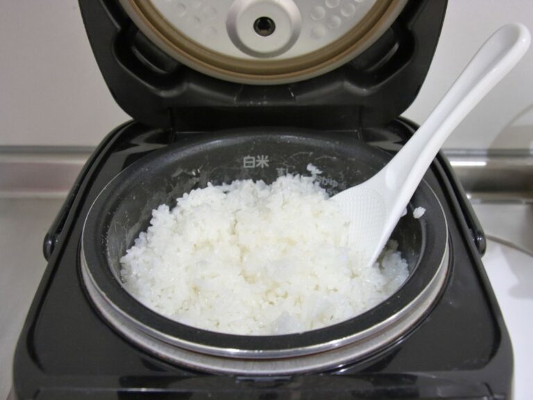 炊飯器に入ったお釜
