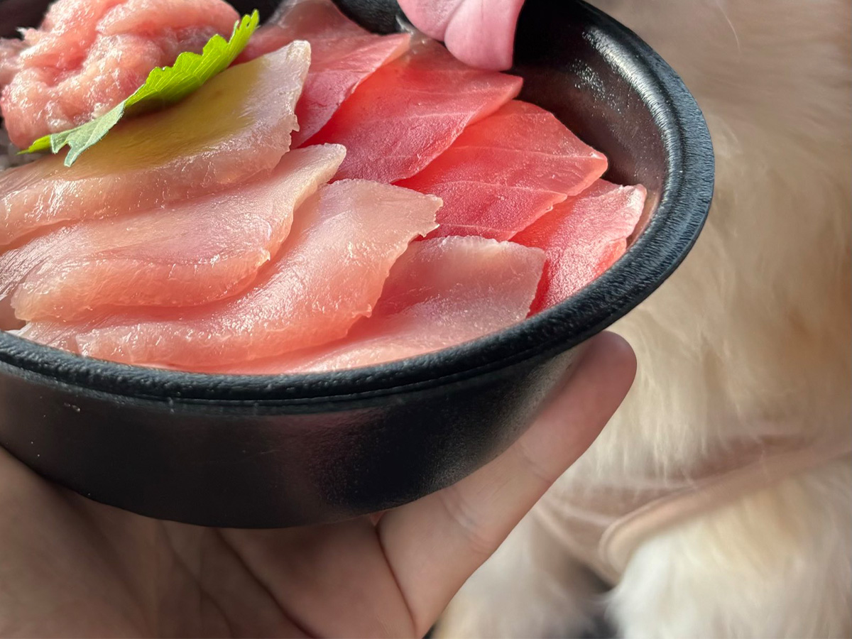 マグロ丼の写真