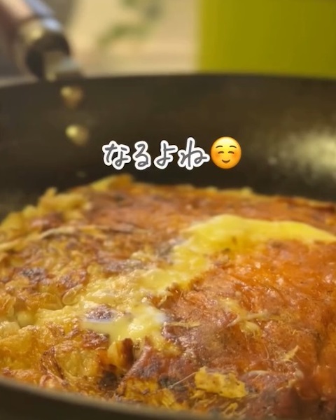 焼き色が付いたらひっくり返して裏面もよく焼いたら完成です。