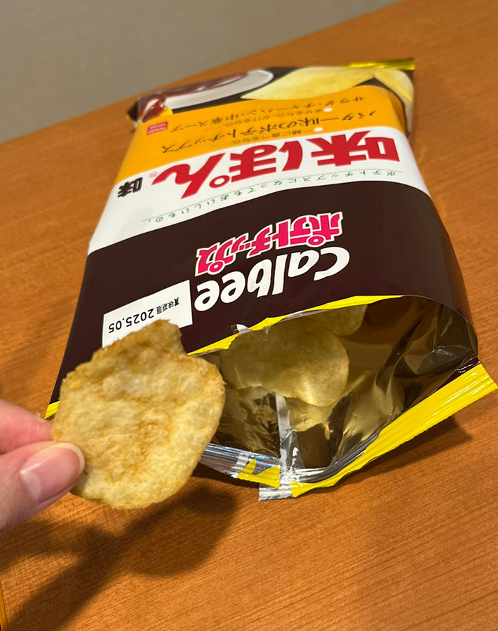 ポテトチップス　味ぽん味