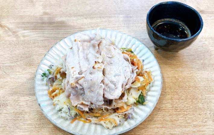 『豚しゃぶ肉と野菜の蒸し物』の完成写真