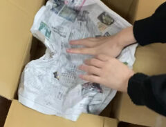 新聞紙の写真