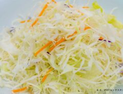 カット野菜をマグカップに入れて…？　簡単すぎるレシピに「ハマっています！」