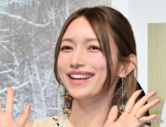 「同年代とは思えない美しさ」「ビジュが爆発」　後藤真希、AKB48と夢のコラボ！