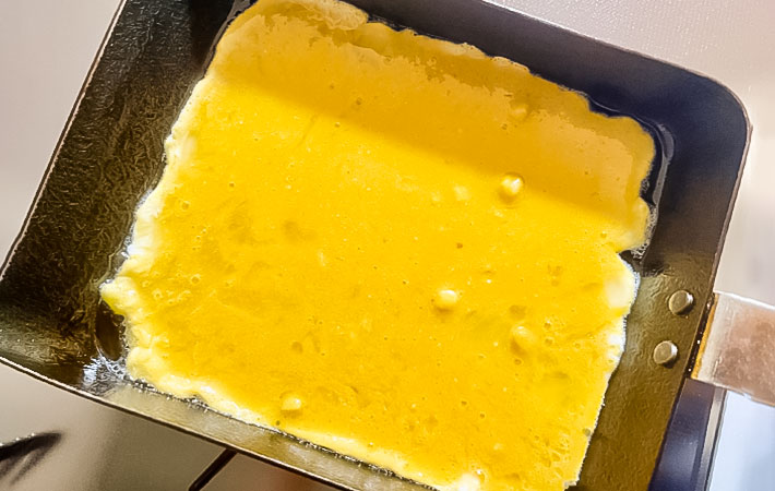卵焼きのアレンジレシピを作る写真