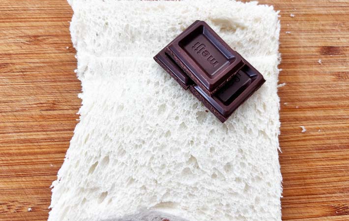 『チョコパイ風トースト』を作る写真