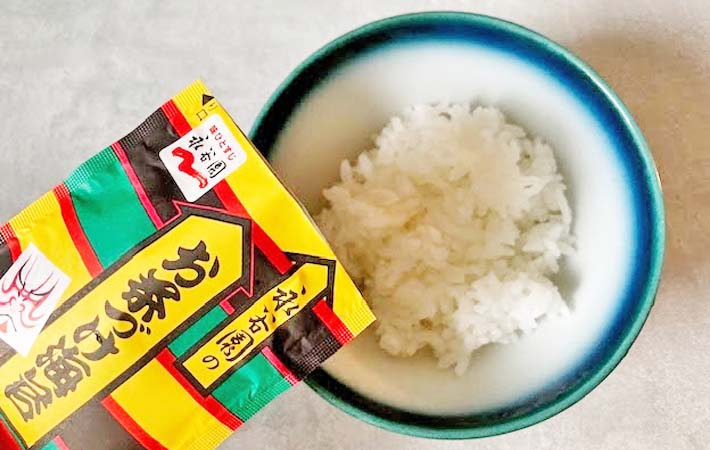 『しらすおかか茶づけ』を作る写真