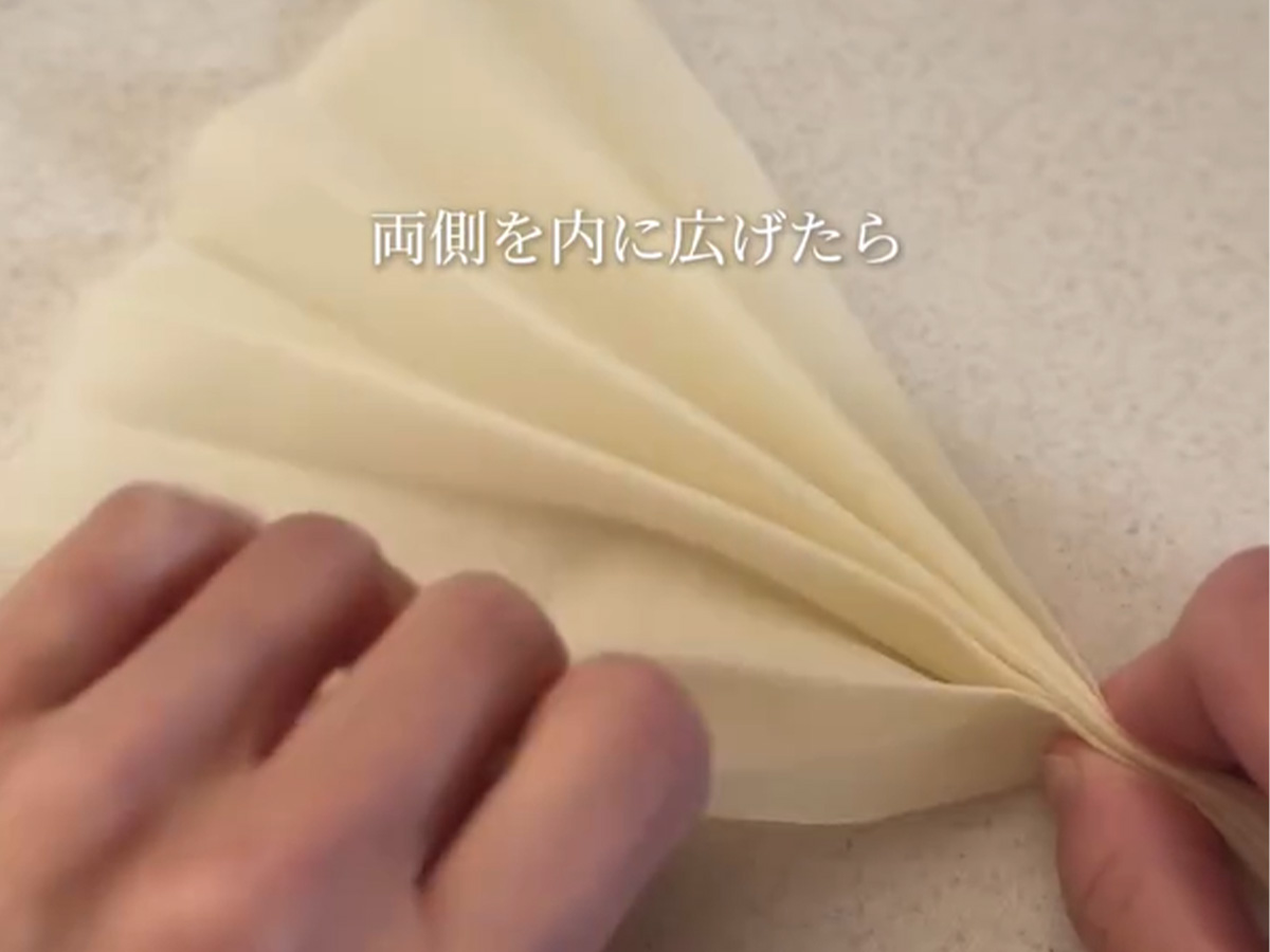 春巻きの皮で作るブーケサラダ