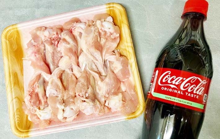 『鶏肉のコーラ煮』の材料写真