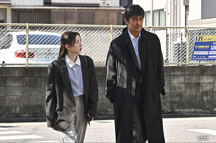 『キャスター』場面写真